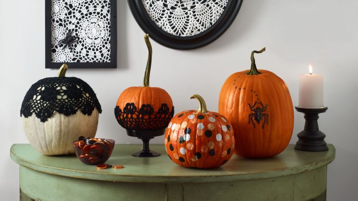 How to make a buttercream pumpkin decoration