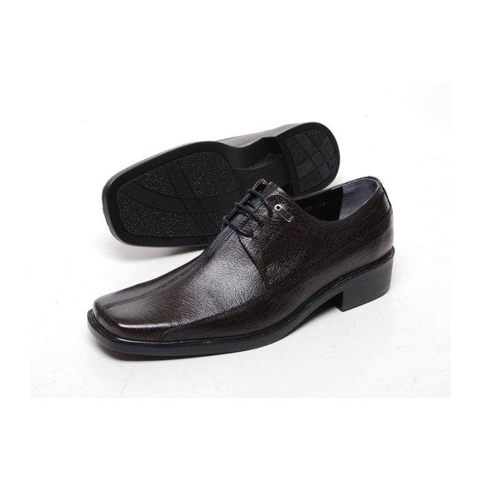 Mens narrow dress shoes